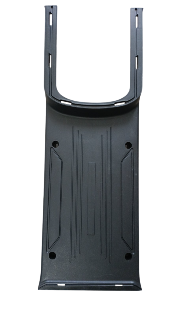 Пластиковая накладка под ноги центральная для Crosser MAX