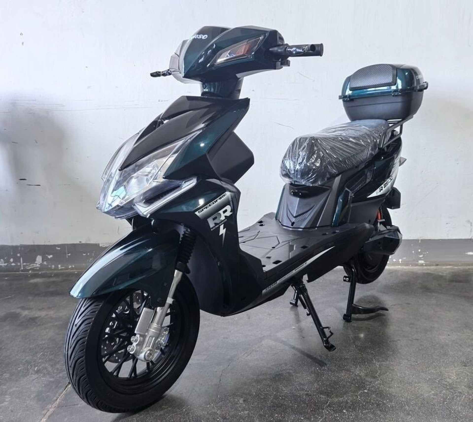 Электроскутер Corso «SPEEDFIRE» 2500W литий-железо-фосфатный 72V/30Ah